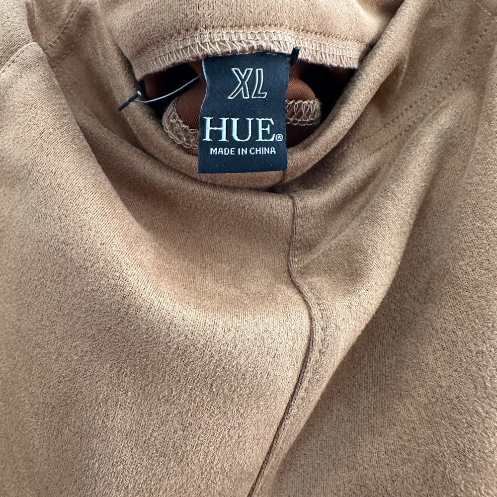 HUE Classic Tan Top